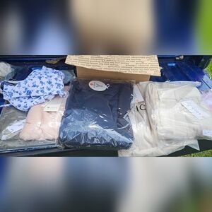 Large Lot Of Womens Size XS Clothing Resale Wholesale Bulk Mystery